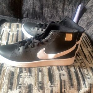 Nike’s for sale